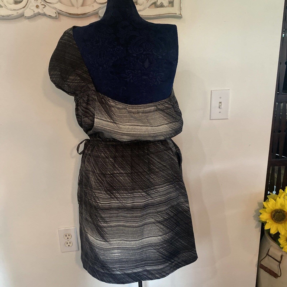 GAP Size 10 One Shoulder Mini Dress Black Gray Pockets Draw String Waist - Picture 5 of 7